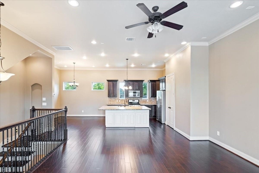 1520 Amundsen Street - Photo 20