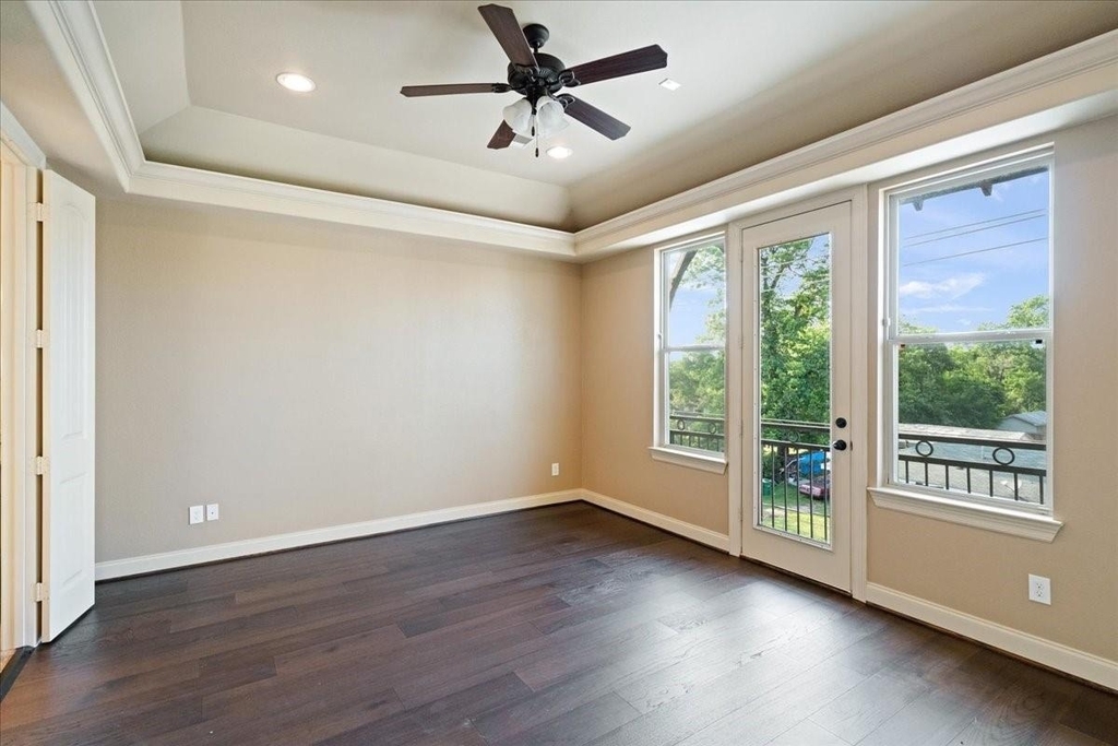 1520 Amundsen Street - Photo 26