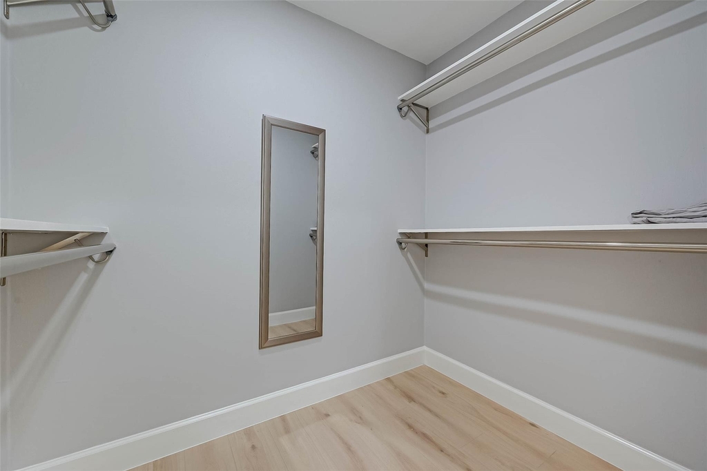 5522 Caversham Drive - Photo 6