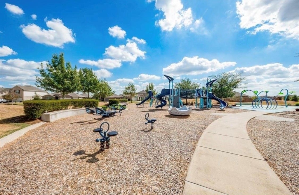17231 Walden Lake Lane - Photo 20
