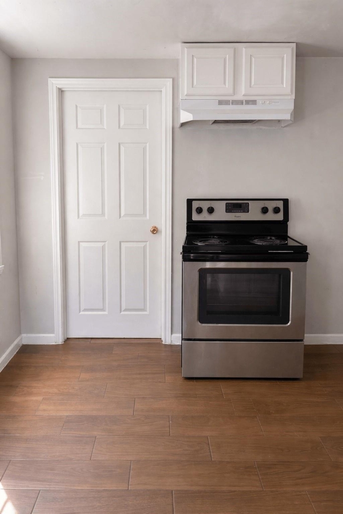 1901 40th Street - Photo 9