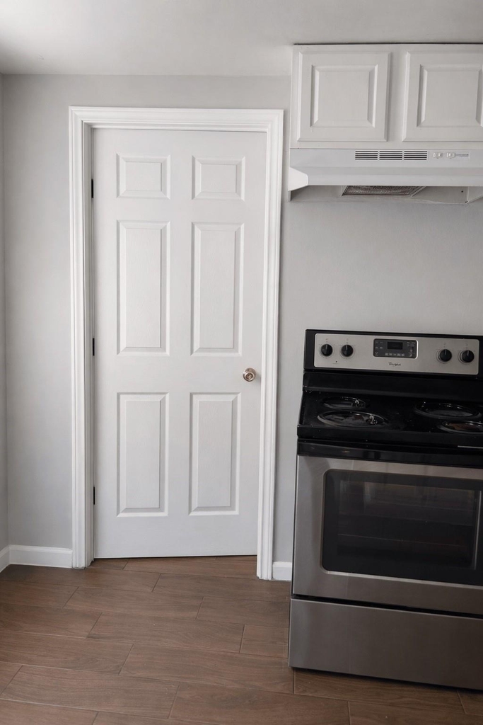 1901 40th Street - Photo 5