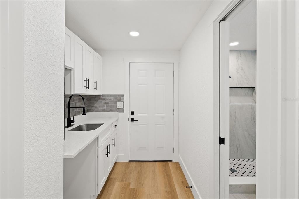 2008 Oakwood Avenue - Photo 3