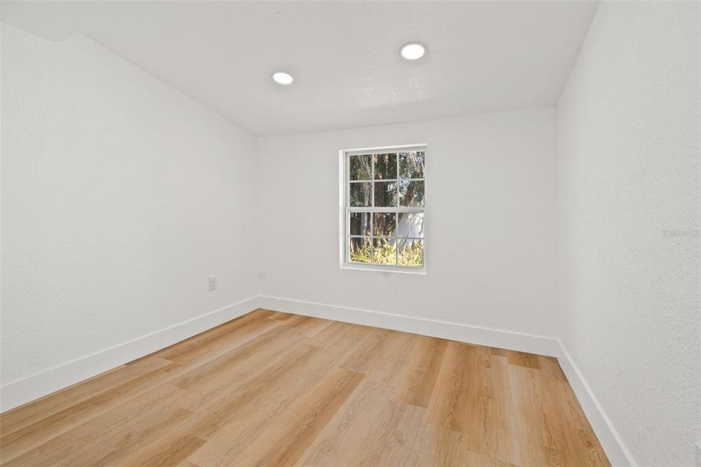 2008 Oakwood Avenue - Photo 6