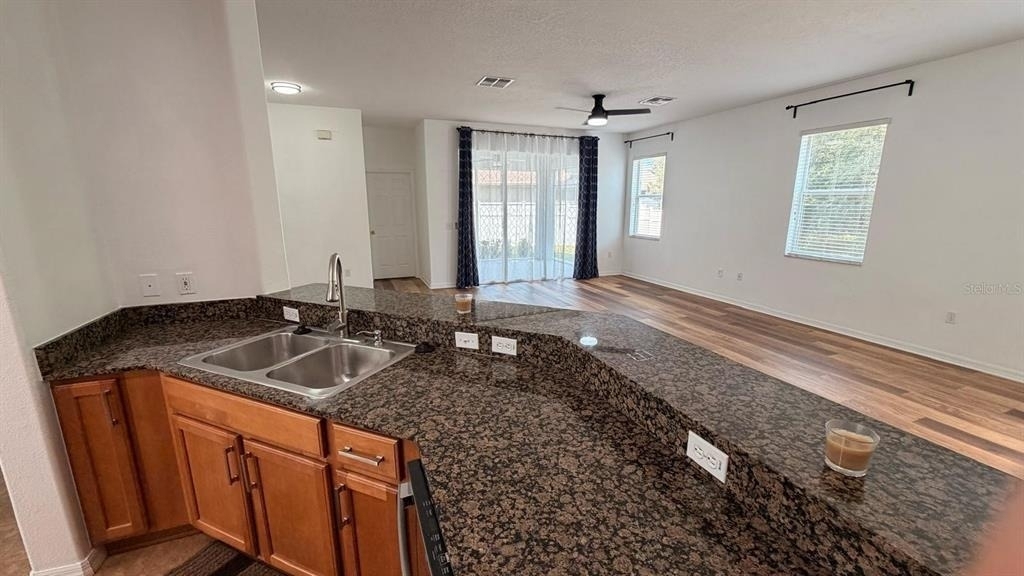 3048 Chessington Drive - Photo 25