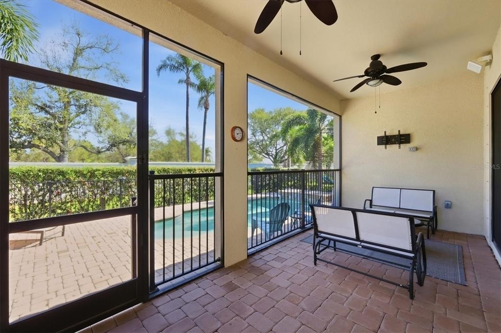 5423 Title Row Drive - Photo 29