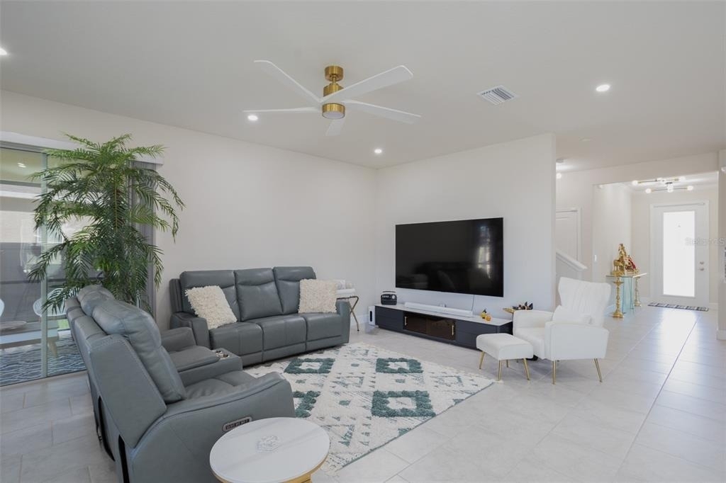 10225 Gliding Eagle Way - Photo 9