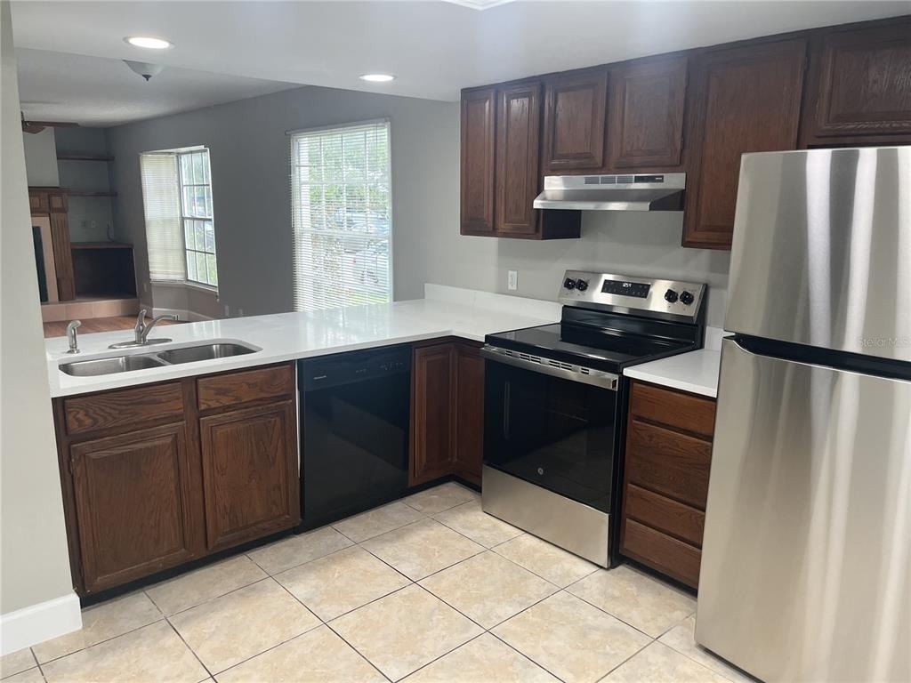 1003 W Horatio Street - Photo 4