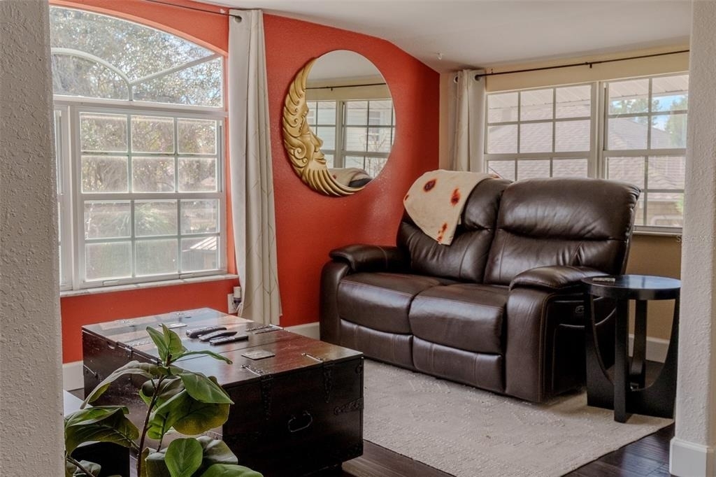 203 W Crest Avenue - Photo 4