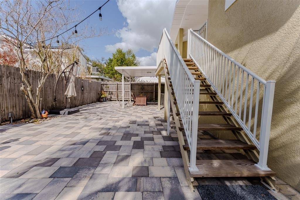 203 W Crest Avenue - Photo 3