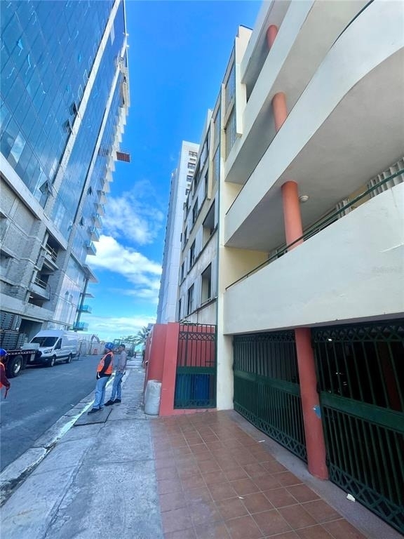 7 Earle Street - Photo 10