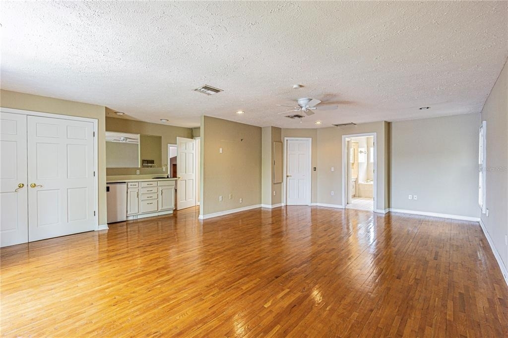 18129 Crawley Road - Photo 16