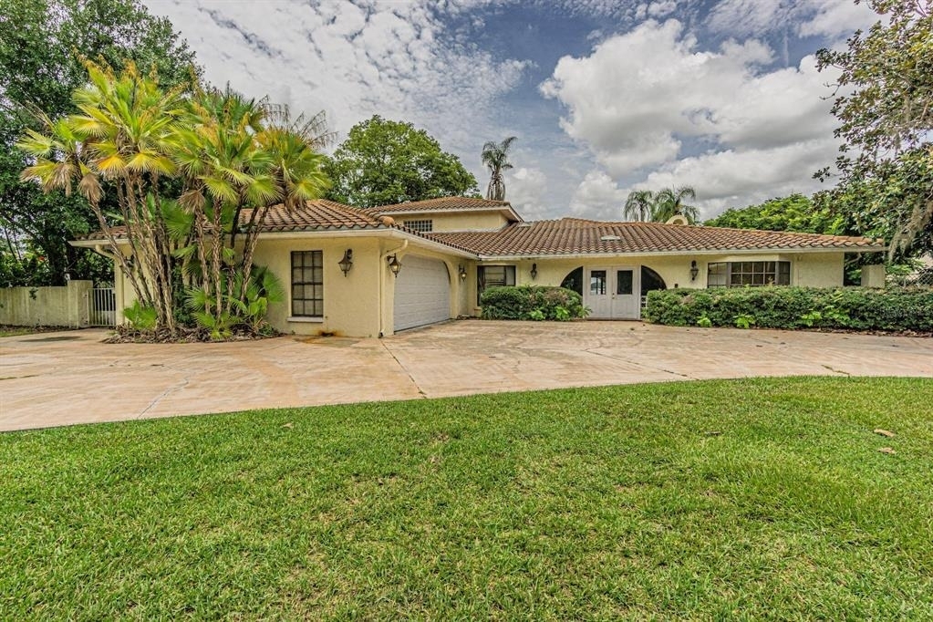 18129 Crawley Road - Photo 1