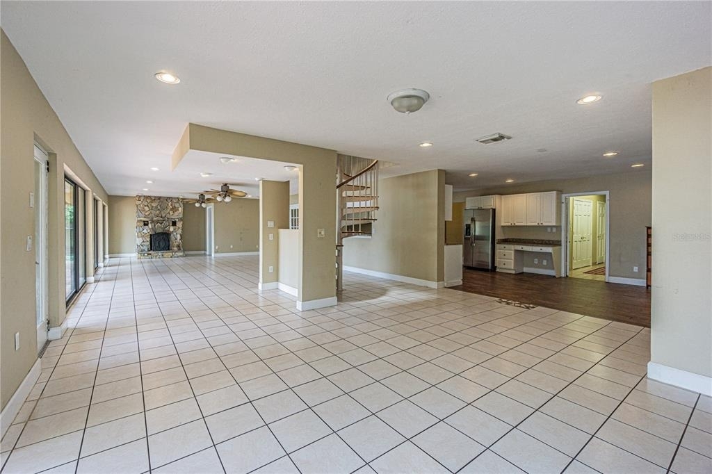 18129 Crawley Road - Photo 14