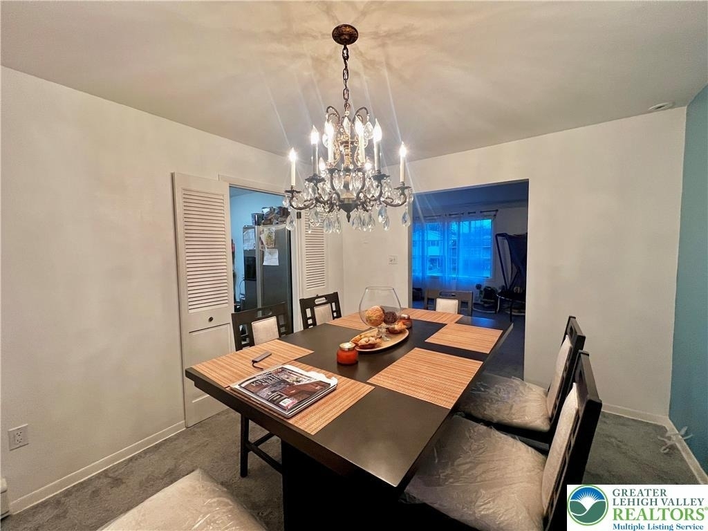 1160 Brentwood Avenue - Photo 2