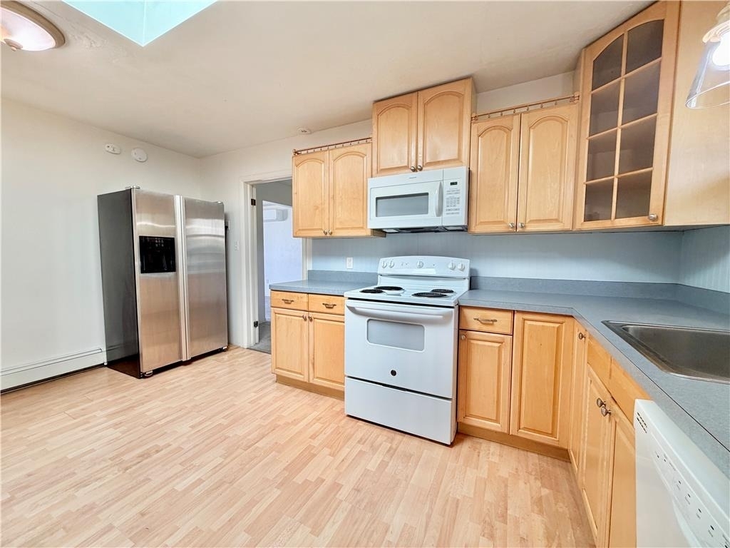 1160 Brentwood Avenue - Photo 10