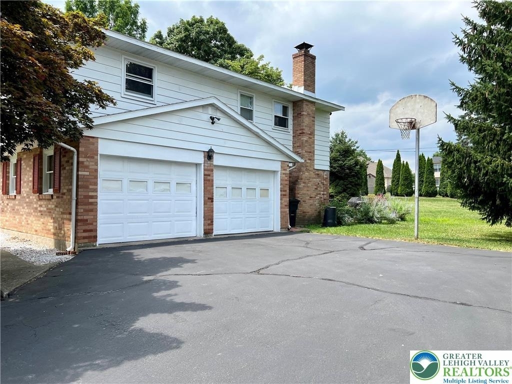 1160 Brentwood Avenue - Photo 11