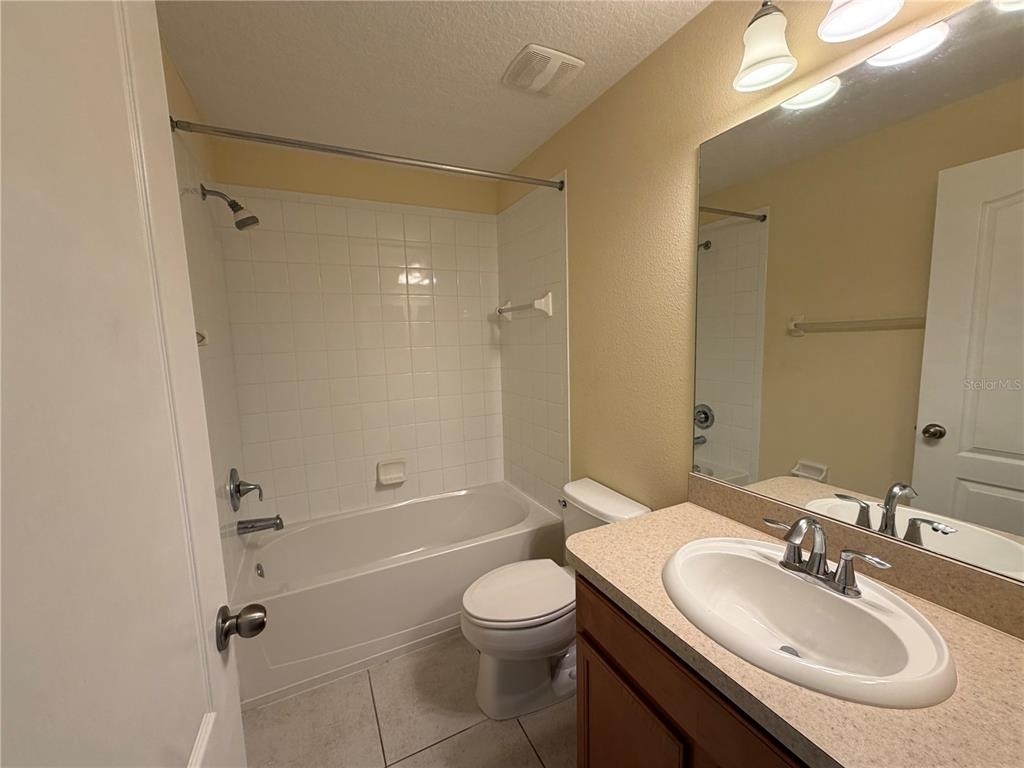 4154 Winding Vine Drive - Photo 7