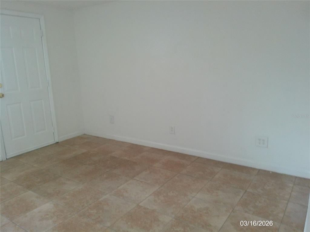 808 S Central Avenue S - Photo 8