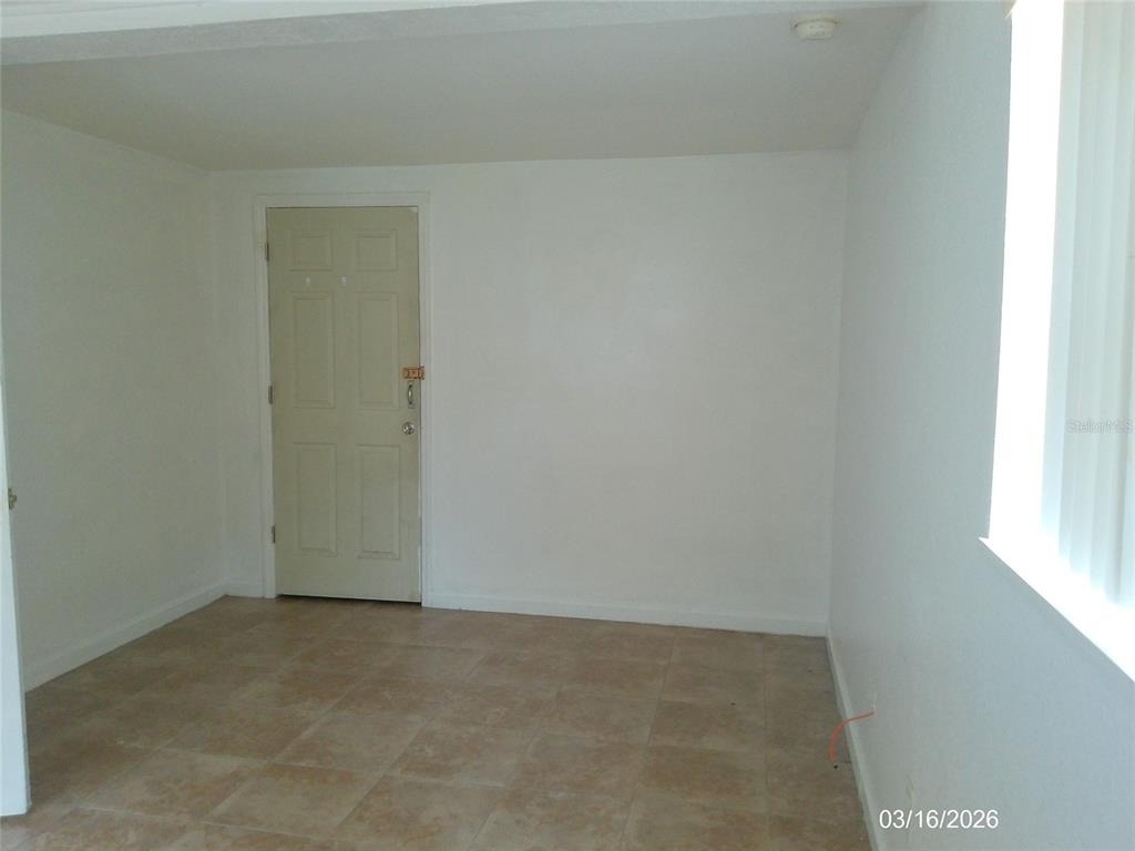 808 S Central Avenue S - Photo 5
