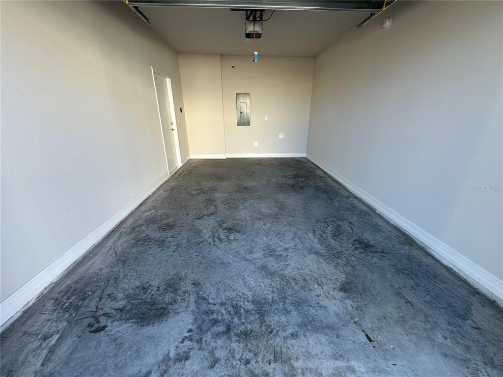 1147 E Caroline Street - Photo 9