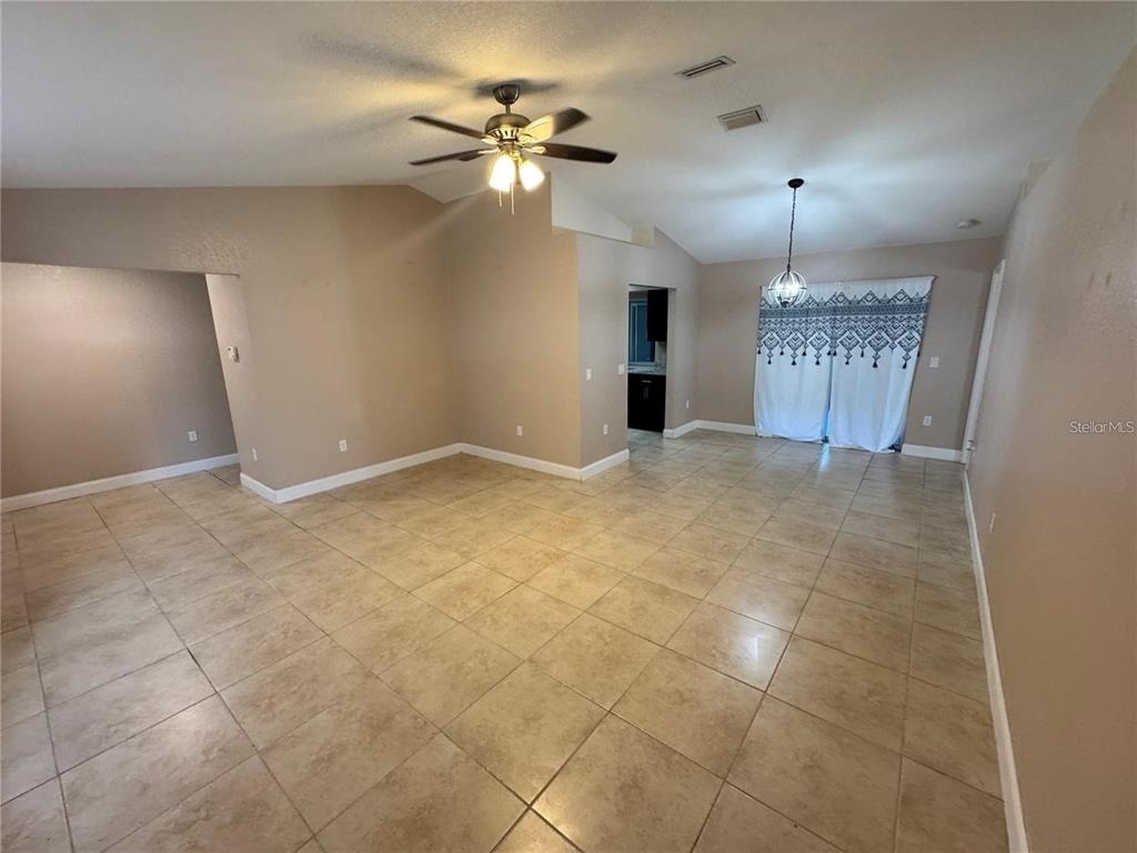 23289 Nancy Avenue - Photo 2