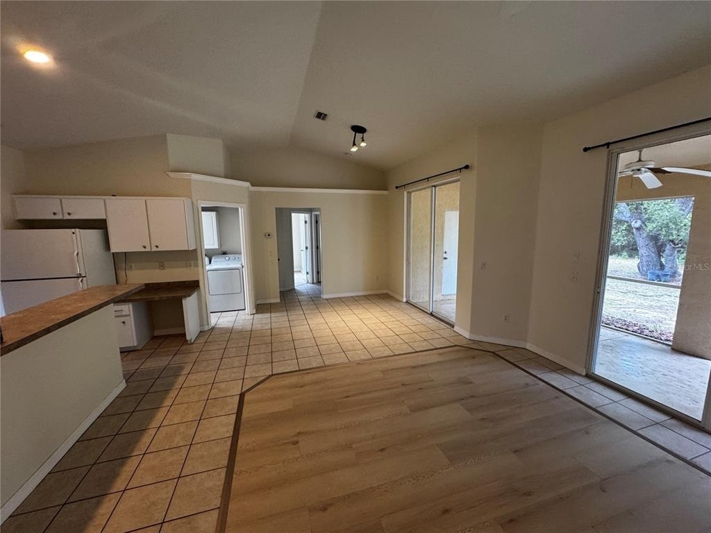 8234 Mossborger Avenue - Photo 3
