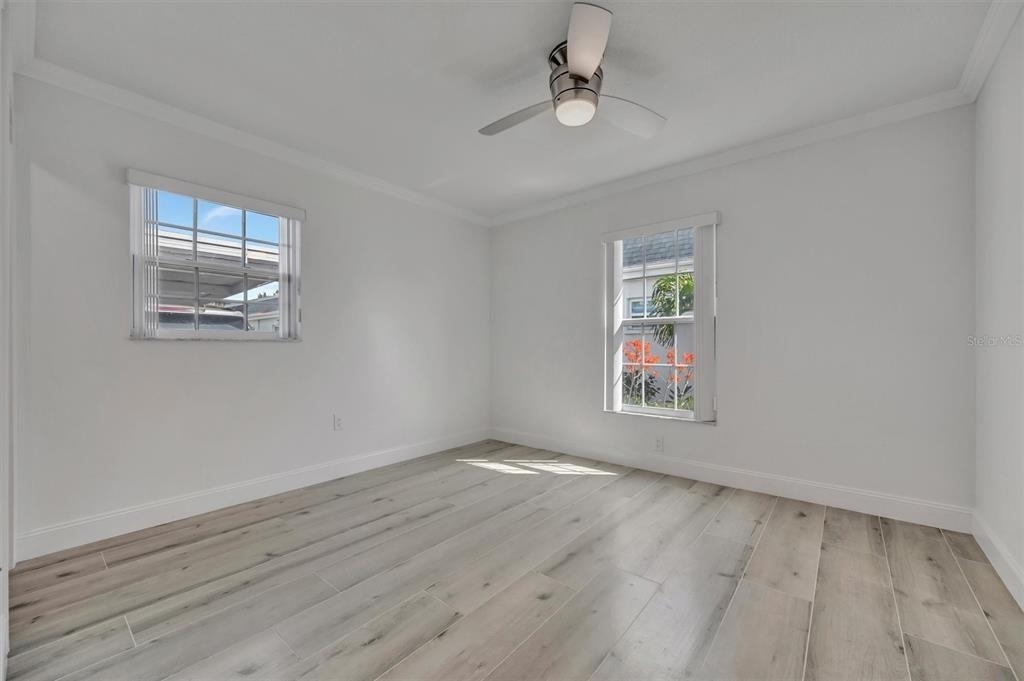 9819 Hernando Court - Photo 33