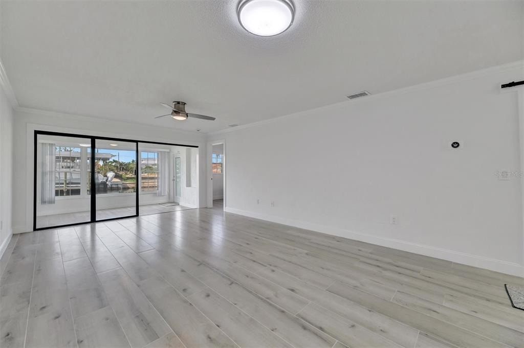 9819 Hernando Court - Photo 15