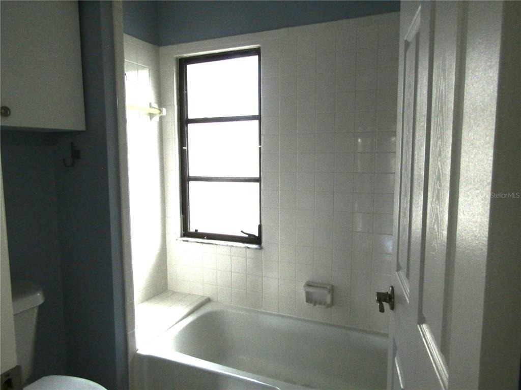 2405 Crispin Court - Photo 12