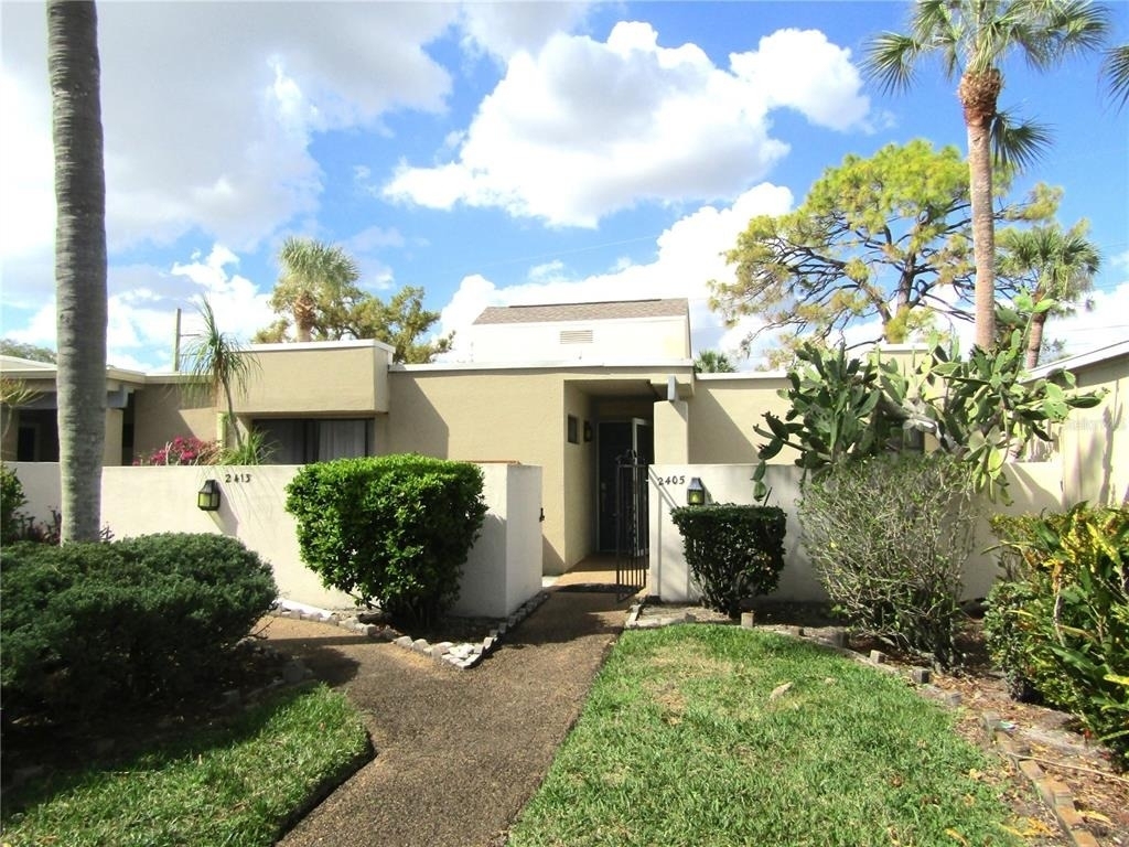 2405 Crispin Court - Photo 0