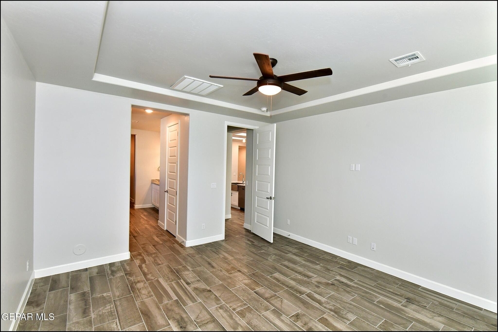 13146 Cleethorpes Street - Photo 27