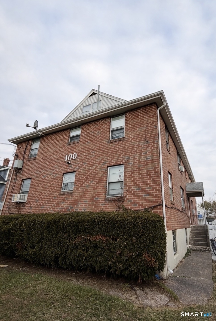 100 Upton Street - Photo 0