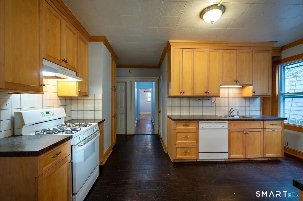 166 Beaver Street - Photo 3