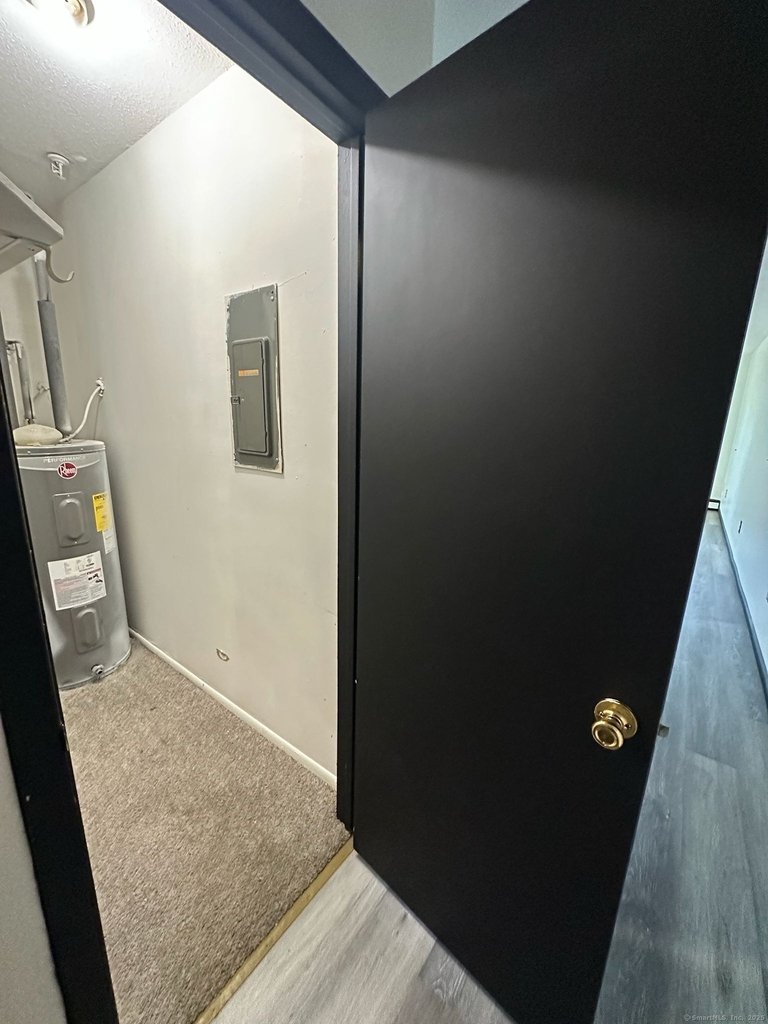 1660 Main Street - Photo 16
