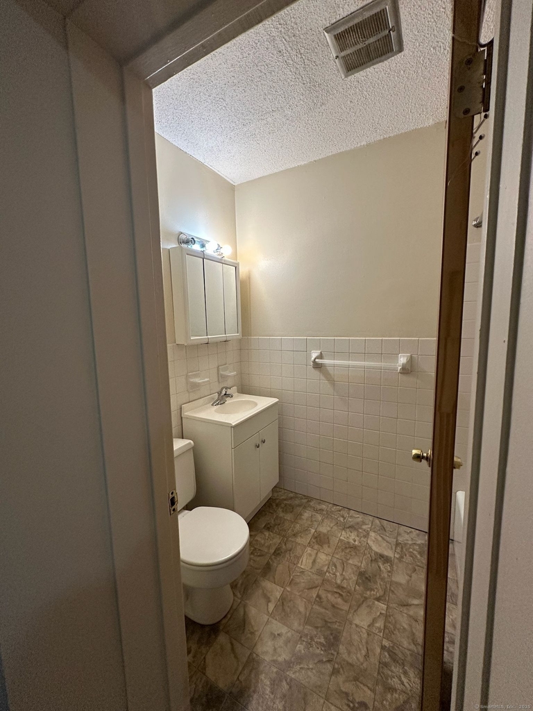 1660 Main Street - Photo 4