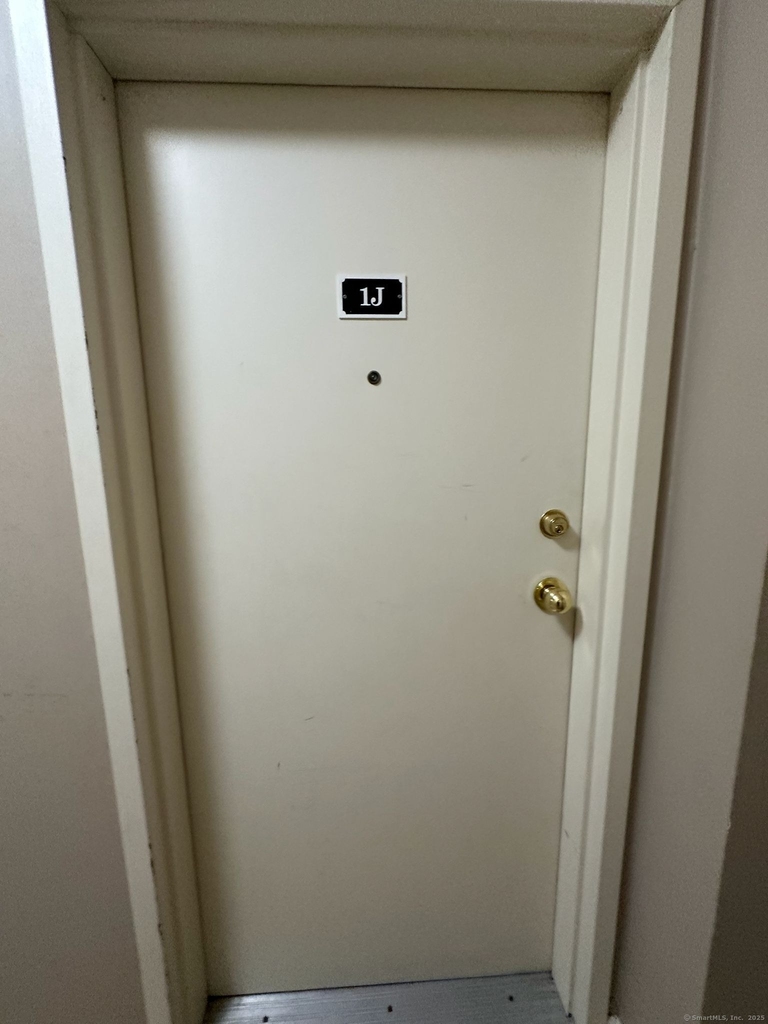 1660 Main Street - Photo 3