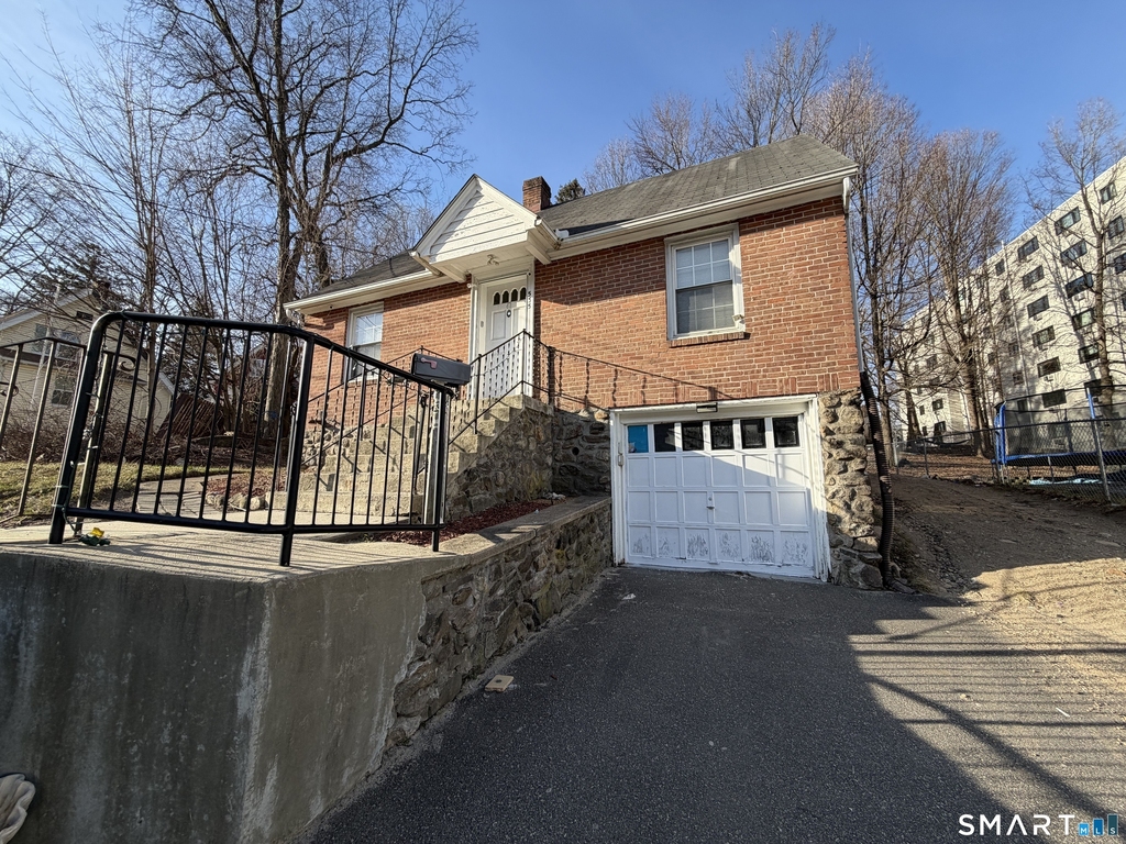 535 Chase Avenue - Photo 0