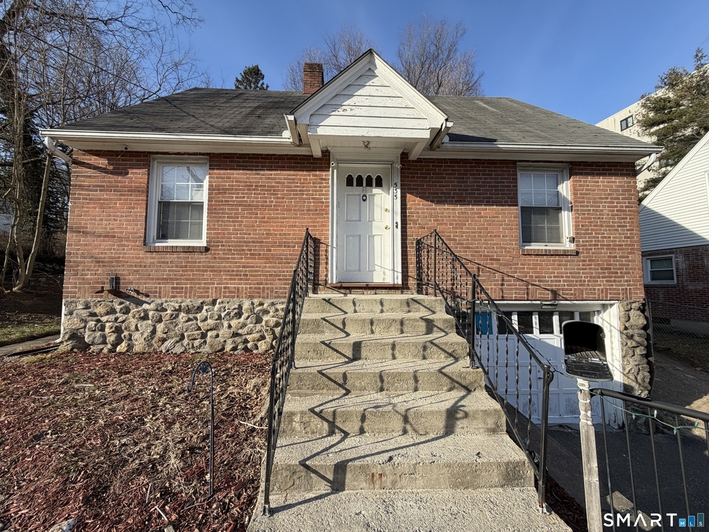 535 Chase Avenue - Photo 2
