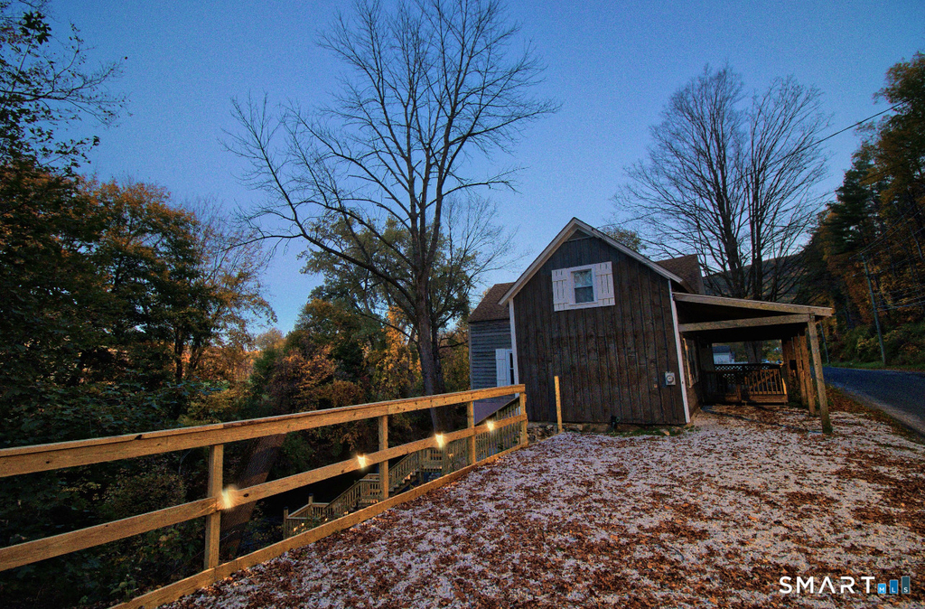 15 Lower Road - Photo 4