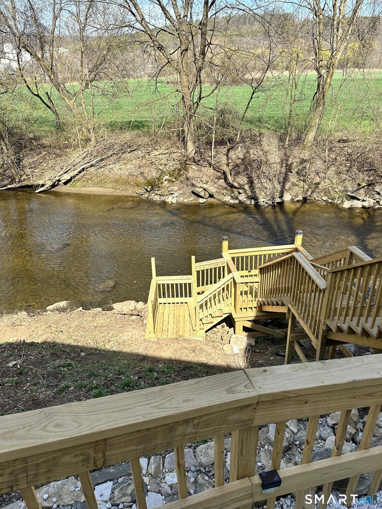 15 Lower Road - Photo 2