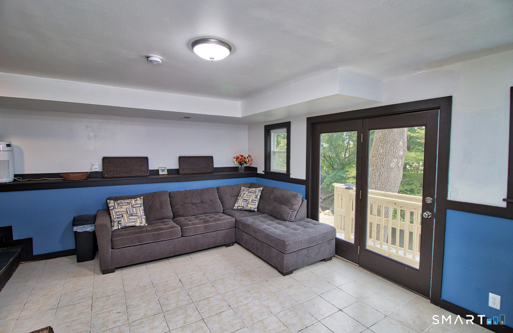 15 Lower Road - Photo 24