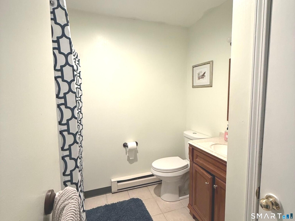 19 Wadhams Avenue - Photo 1