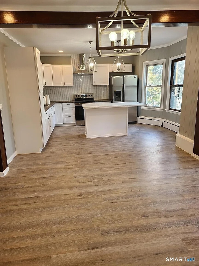 1515 Park Avenue - Photo 1