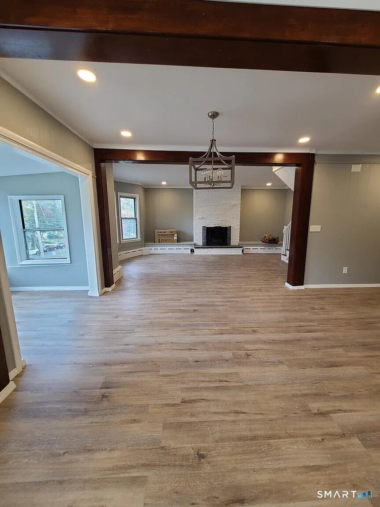 1515 Park Avenue - Photo 4