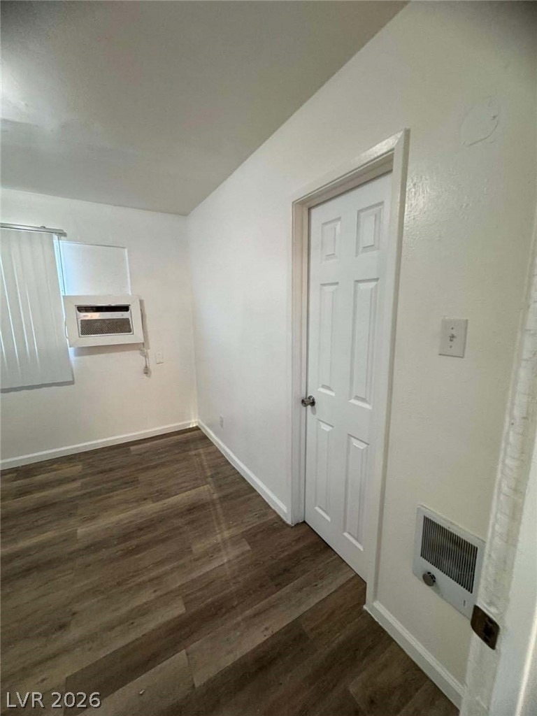 312 W Cleveland Avenue - Photo 2