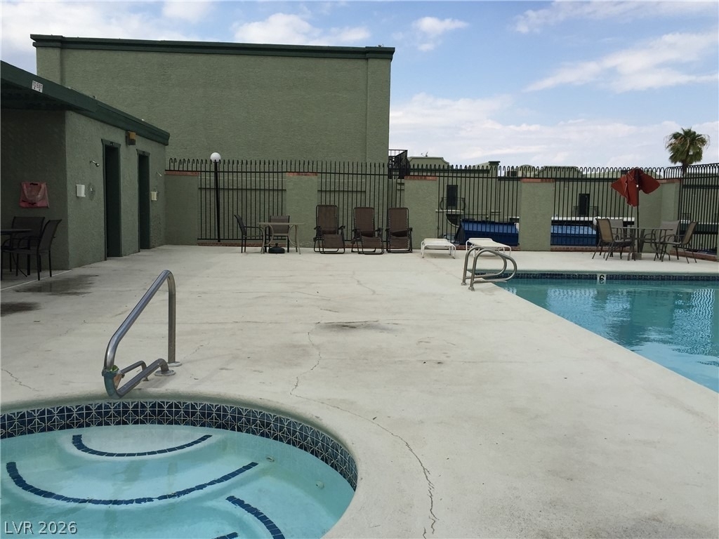 7030 Burcot Avenue - Photo 13