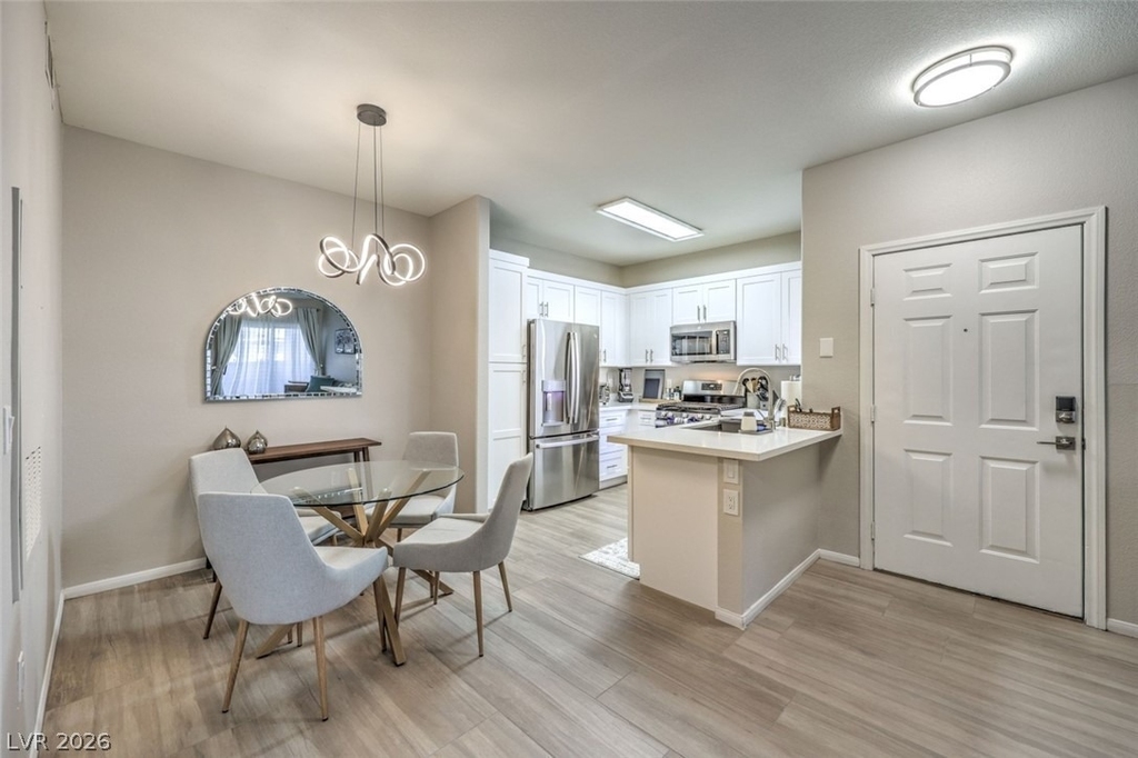 855 N Stephanie Street - Photo 4