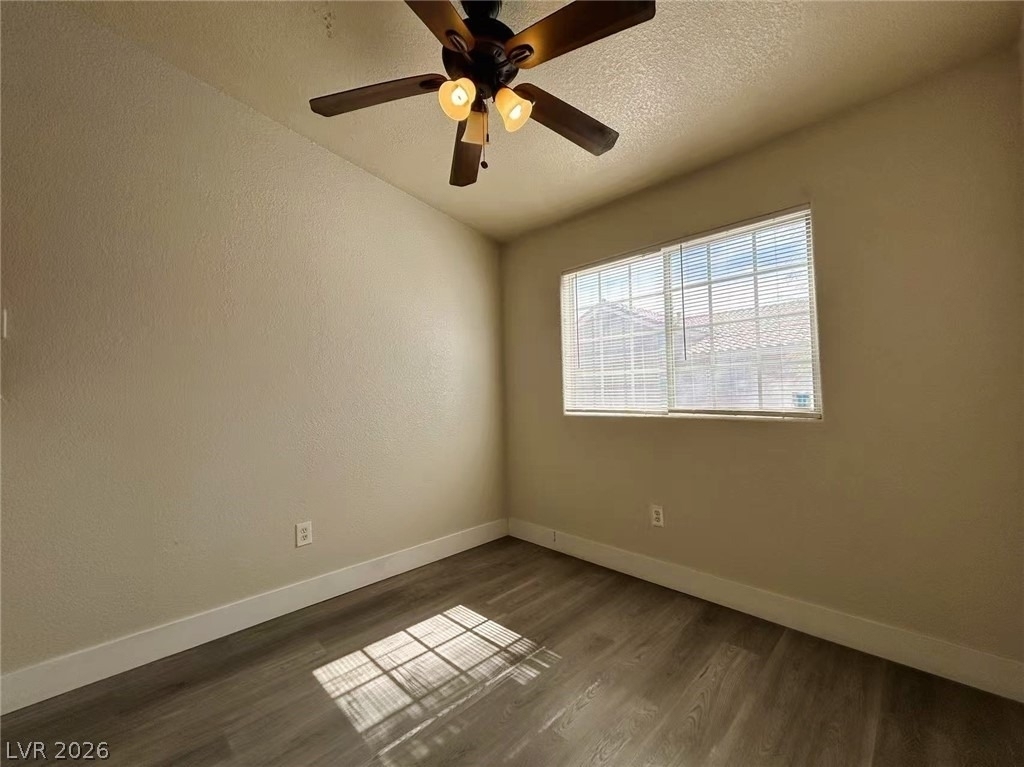 4730 E Craig Road - Photo 6