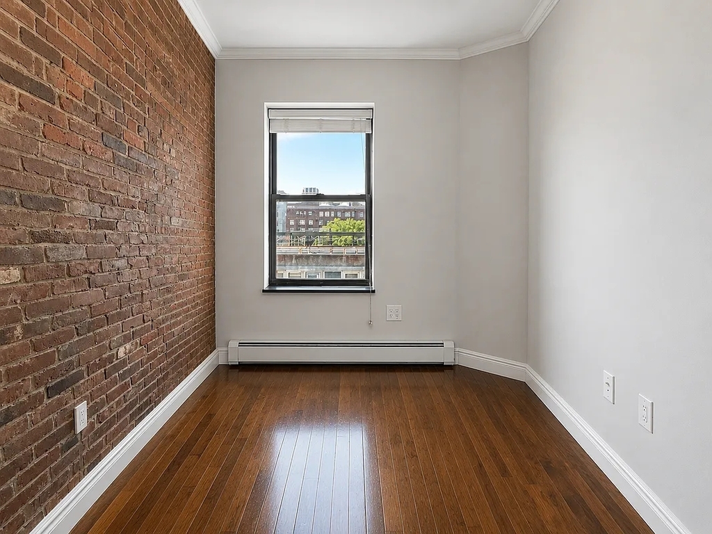 Stanton Street - Photo 10